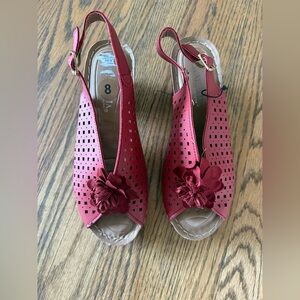 New-Women's Red Slingback Sandals